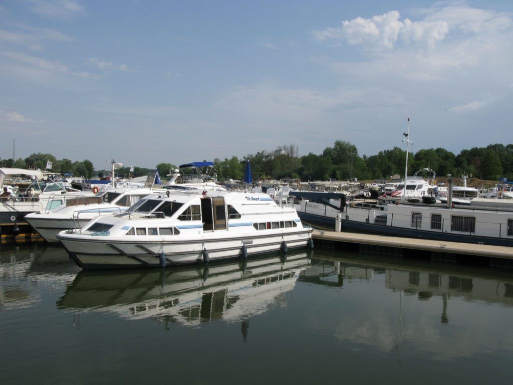 Auxonne harbour on Saone river