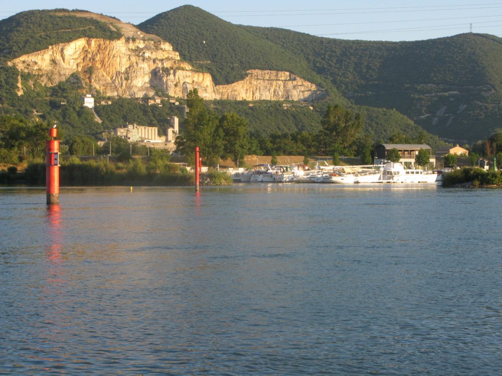 Rhone floden Condrieu