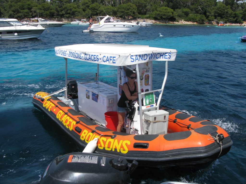 Icecream anchoring Îles de Lérins